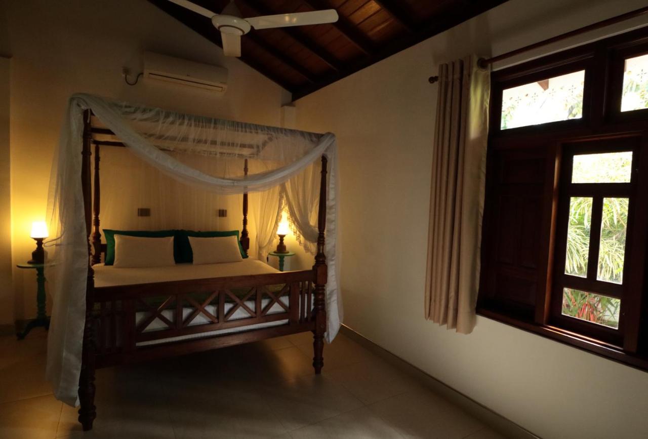 Lilly House Panzió Unawatuna Kültér fotó